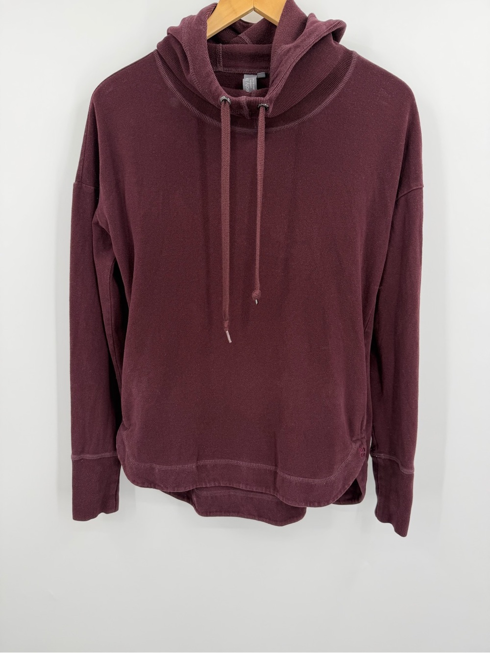 Sweaty Betty Cowl Neck Hoodie Pullover Burgundy Made in Italy Womens Small